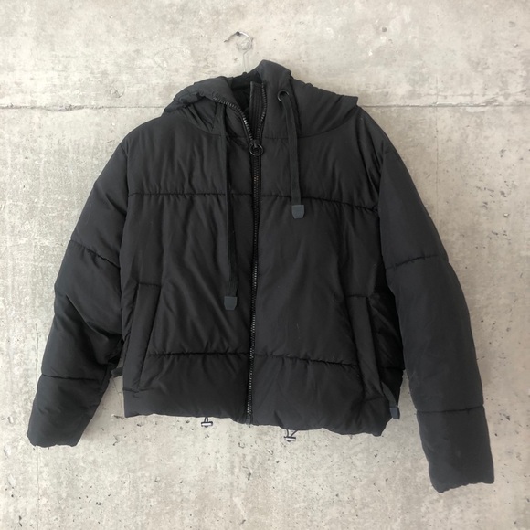 Zara Jackets & Blazers - Zara Cropped Puffer